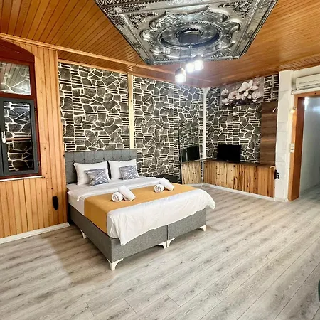 White Taksim איסטמבול