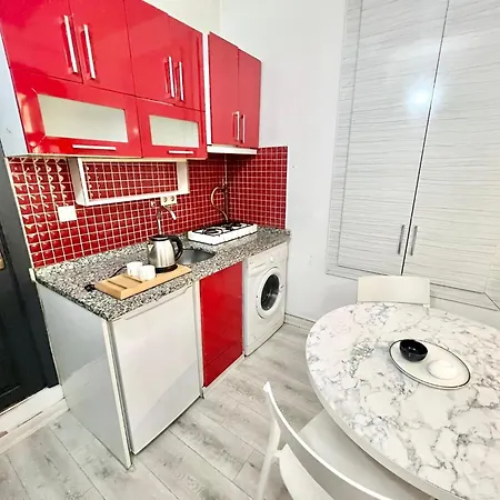 White Taksim 4*