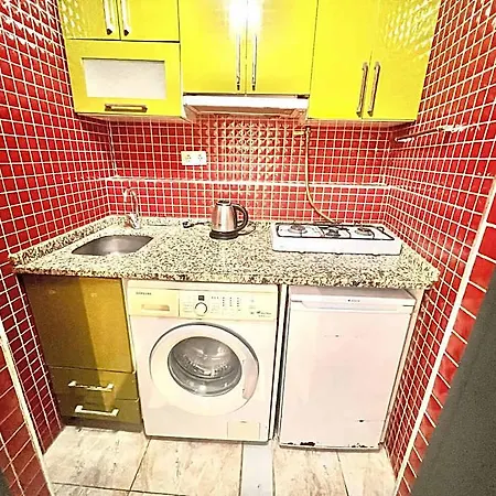 White Taksim Apartmanhotel 4*