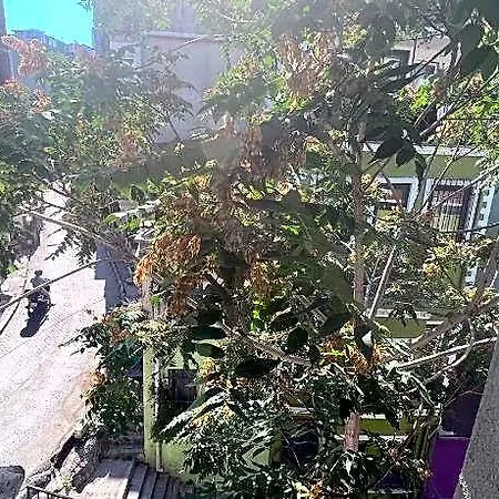 White Taksim 4*