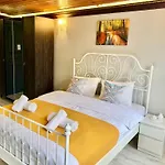 White Taksim Apartahotel