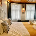 White Taksim 4*