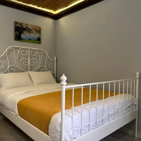 Ξενοδοχείο με διαμερίσματα White Taksim 4*